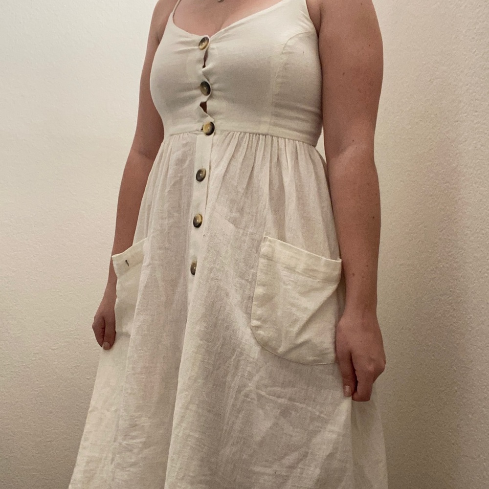 White beachy dress/coverup